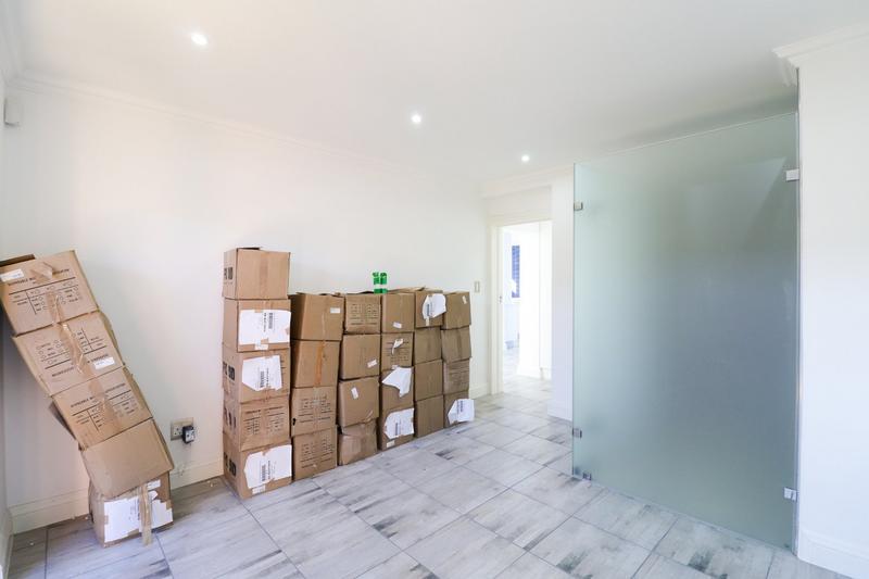 8 Bedroom Property for Sale in Reebok Western Cape